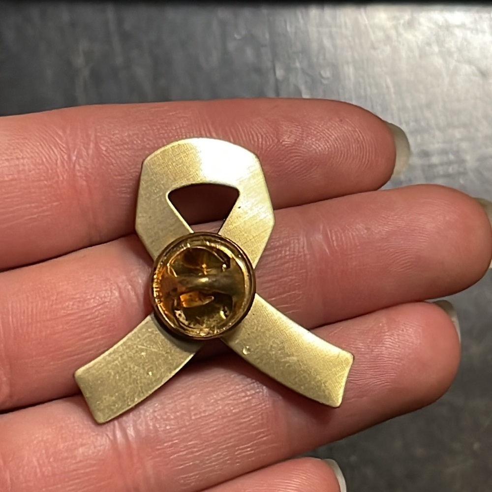 Buffalo Bills Alumni pin - Picture 2 of 3